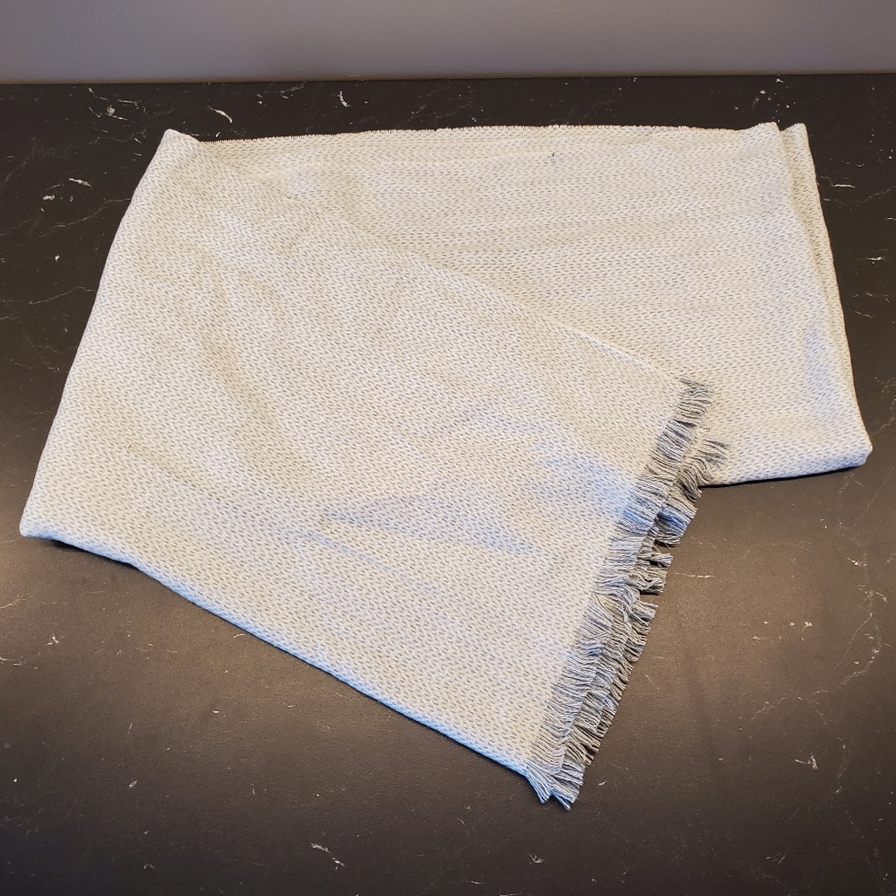 NWOT Gap Scarf.
